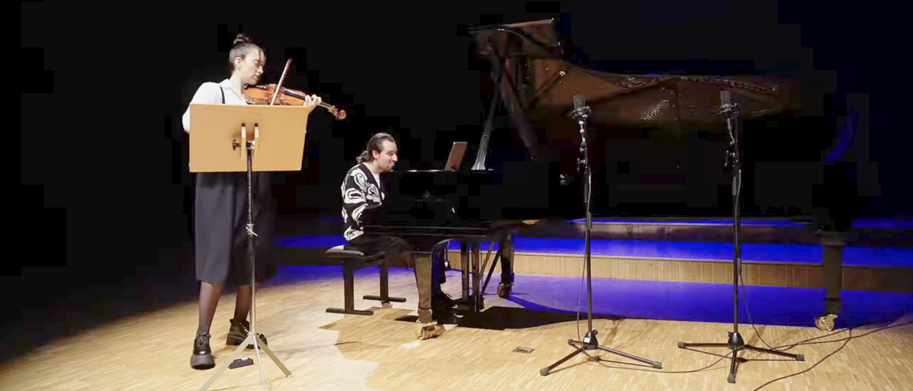 Lied | Duo Anamorfosi
