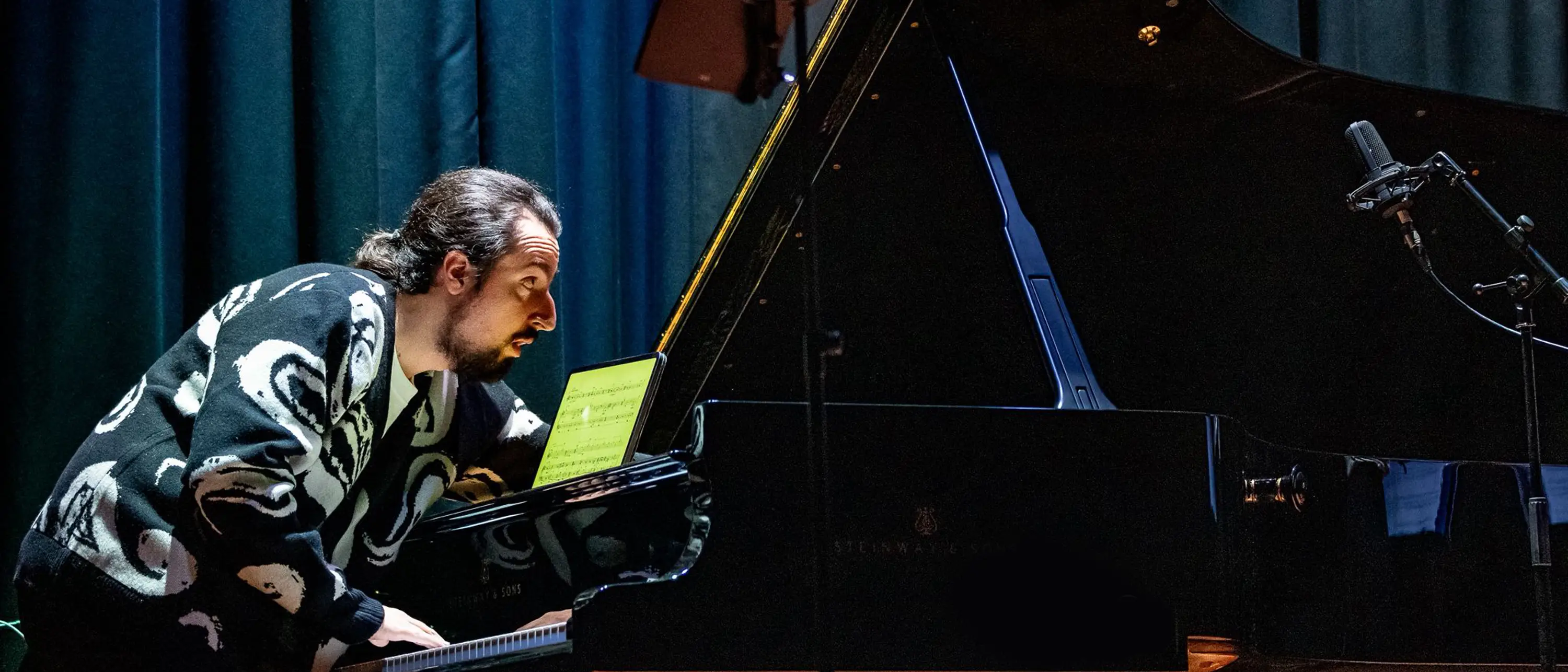 Umberto Beccaria al pianoforte